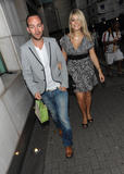 th_36880_celeb-city.org-The_Elder-Holly_Willoughby_2009-07-01_-_arriving_at_Nobu_in_London_122_1099lo.jpg