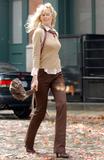 th_14585_claudia_gap_commercial_27_122_114lo.jpg