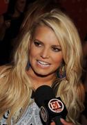 th_54461_Tikipeter_Jessica_Simpson_Hot_Hollywood_April_26_1_088_123_144lo.jpg