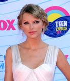 Taylor Swift テイラー・スウィフト