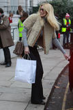 th_41819_celebrity_paradise.com_TheElder_ClaudiaSchiffer2010_12_07_schoolruninLondon33_122_594lo.jpg