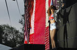 th_40937_celebrity_paradise.com_Rihanna_V_Festivall_054_122_84lo.jpg